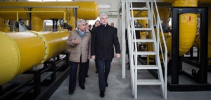 Столичный градоначальник Сергей Собянин также сообщил, что в Москве заметно снизился показатель потребления газа